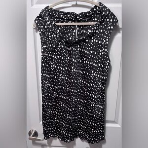 Sleeveless cowl neck black with white spots top satin like